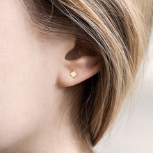 Load image into Gallery viewer, Golden Stellar