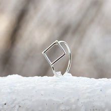 Ladda upp bild till gallerivisning, Zircon